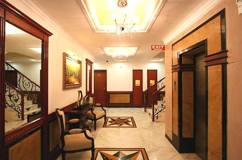 Grand President Hotel Delhi  Exterior photo